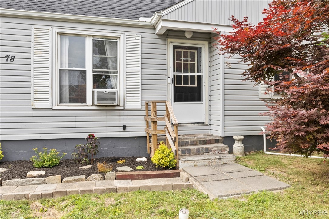 photo 2 : 78 Grand Boulevard, Cheektowaga NY 14225
