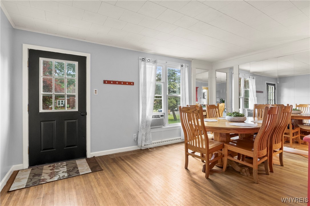 photo 3 : 78 Grand Boulevard, Cheektowaga NY 14225