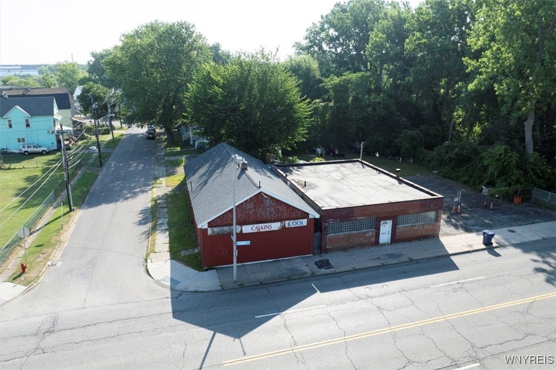 photo 3 : 1572 Seneca Street, Buffalo NY 14210