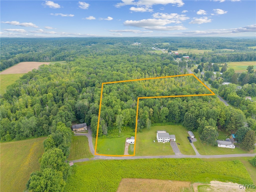 photo undefined: 20 Trask Lane, Schroeppel NY 13135