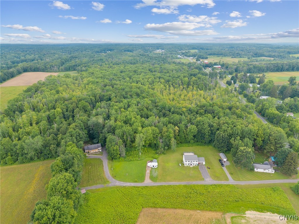 photo 4 : 20 Trask Lane, Schroeppel NY 13135