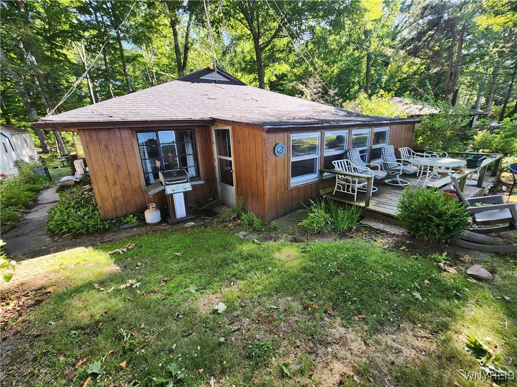 photo 3 : 5335 West Lake Road, Newfane NY 14028