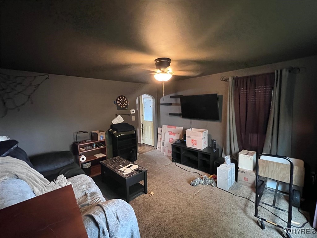 photo 2 : 2468 Grand Avenue, Niagara Falls NY 14301