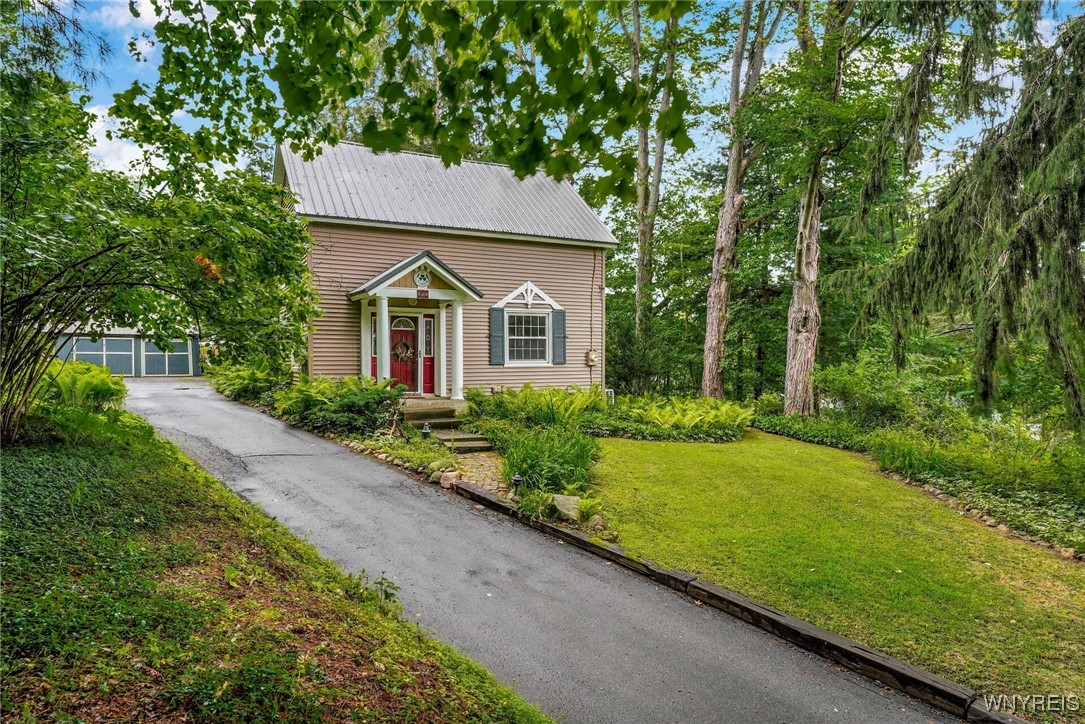 photo 3 : 708 West Falls Road, Aurora NY 14170
