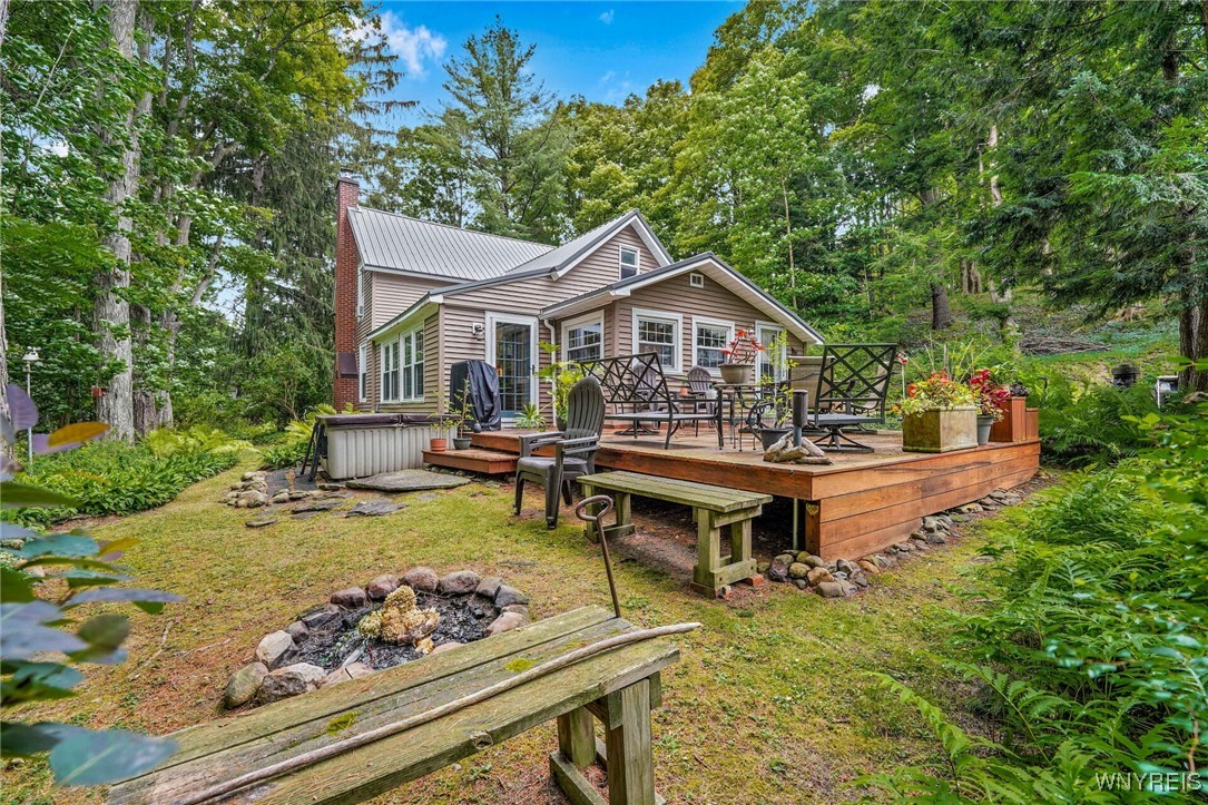 photo 4 : 708 West Falls Road, Aurora NY 14170