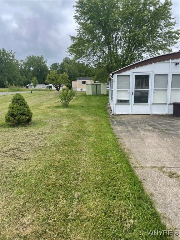 photo 2 : 1107 Brookwood Drive, Evans NY 14047