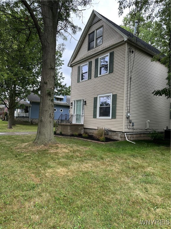 photo 2 : 27 Orchard Avenue, West Seneca NY 14224