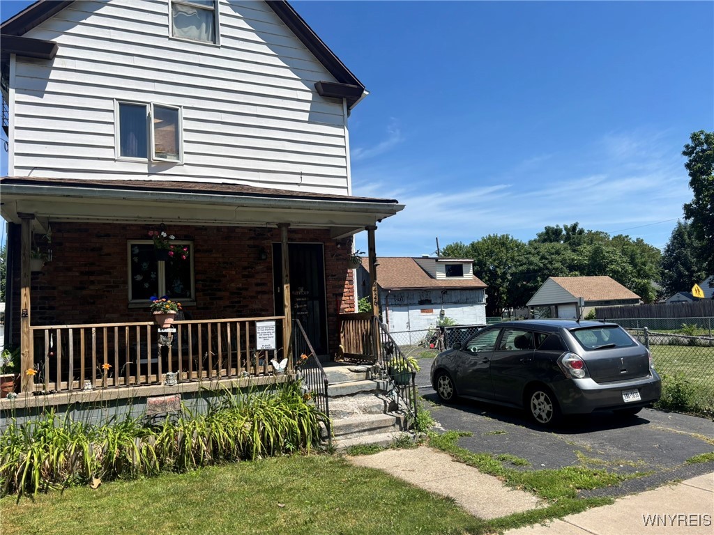 photo undefined: 2426 Falls Street, Niagara Falls NY 14303
