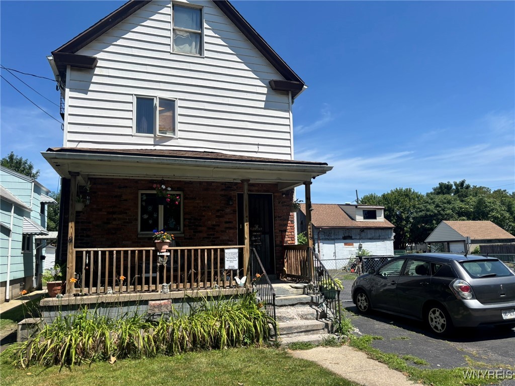 photo 2 : 2426 Falls Street, Niagara Falls NY 14303