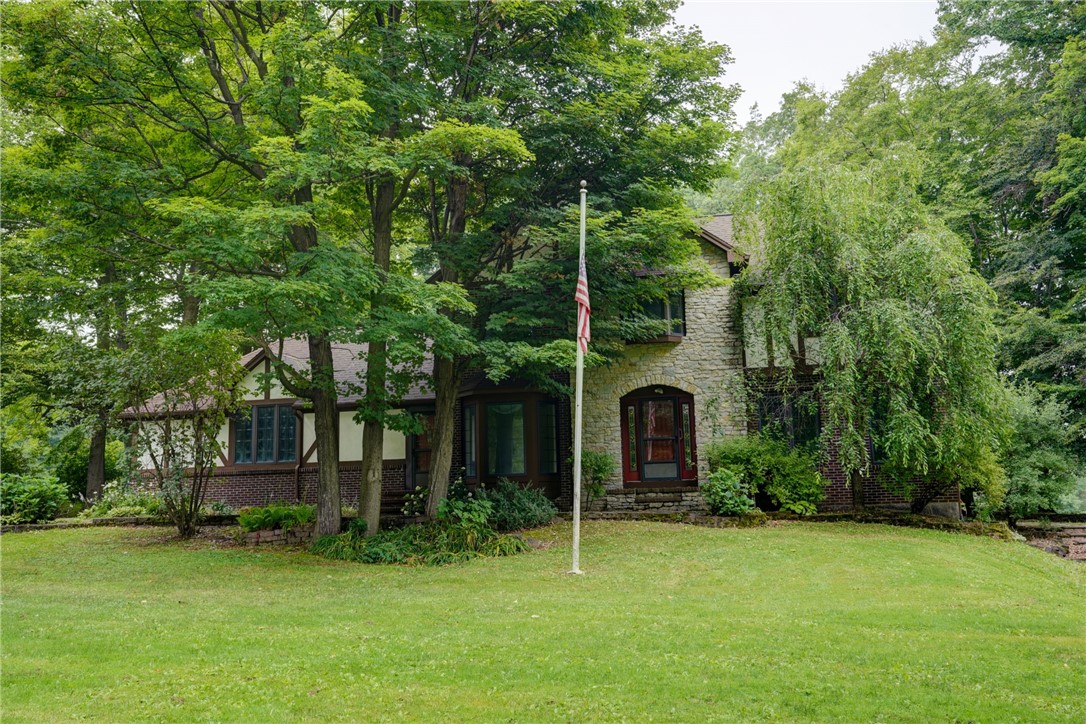 photo y2WUS12engqsqI-4JuTM: 1398 Brace Road, Victor NY 14564