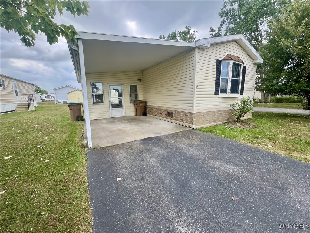 photo 2 : 1 Laurel Run, Cheektowaga NY 14225