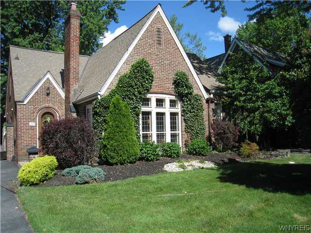 photo 0: 253 Brantwood Road, Amherst NY 14226