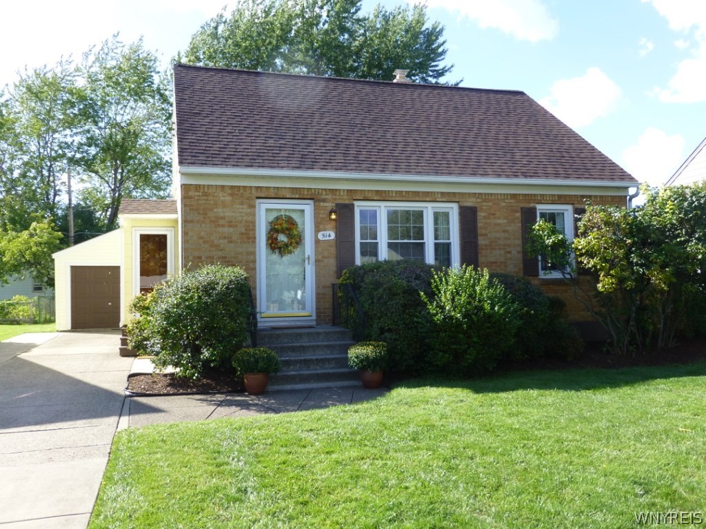 photo 0: 514 Windermere Boulevard, Amherst NY 14226