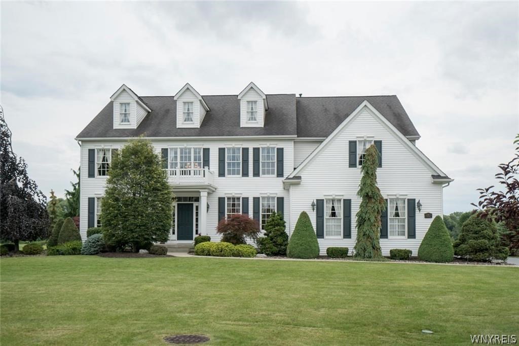 photo 0: 14 Birdsong Parkway, Orchard Park NY 14127