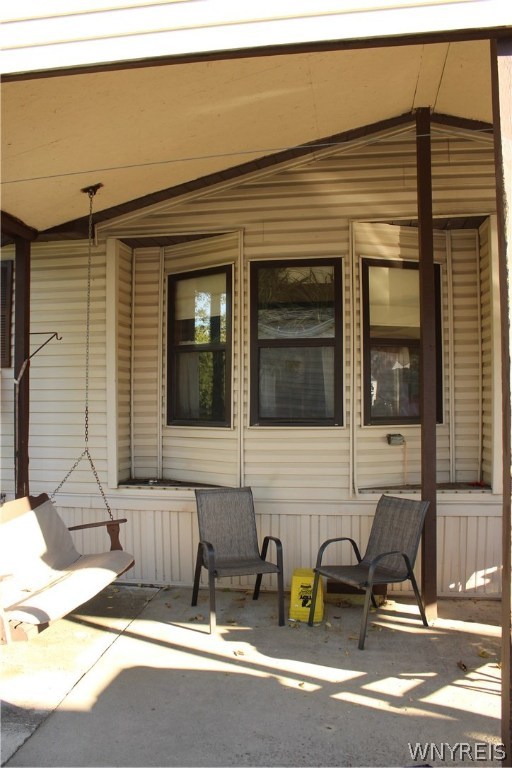 photo 0: 466 Chestnut Drive, Lockport Town NY 14094