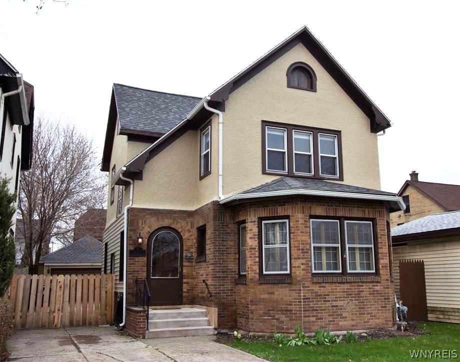 photo 0: 313 Parkwood Ave Avenue, Tonawanda NY 14217