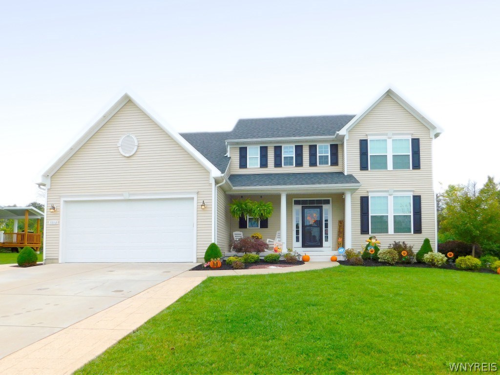 photo 0: 5018 Woodway Court, Hamburg NY 14075