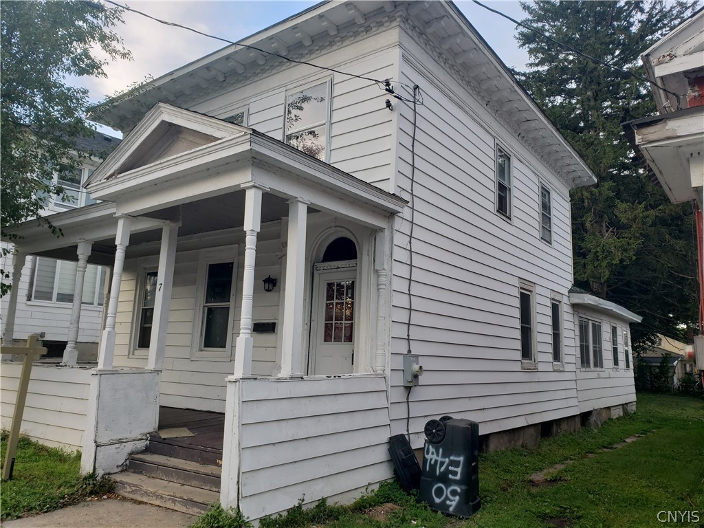 photo 0: 7 East 7th Street, Oswego NY 13126
