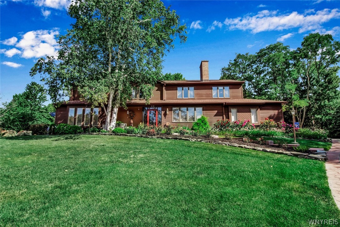 photo 0: 20 Hillsboro Drive, Orchard Park NY 14127
