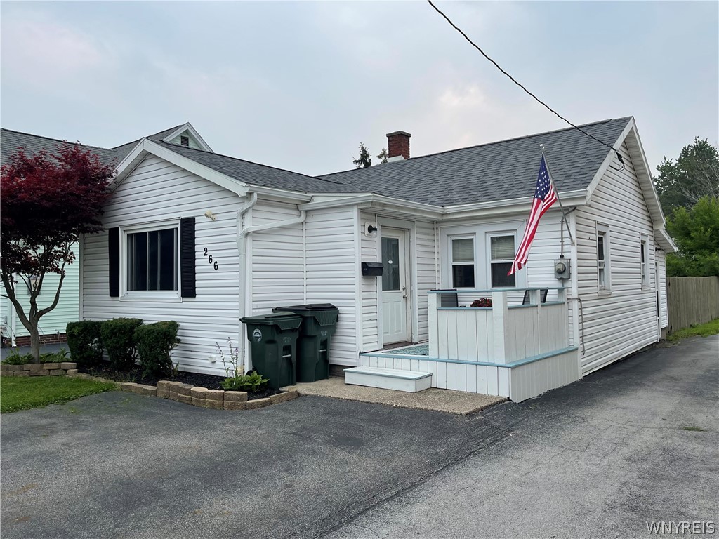 photo 0: 266 Bellevue Avenue, Cheektowaga NY 14043