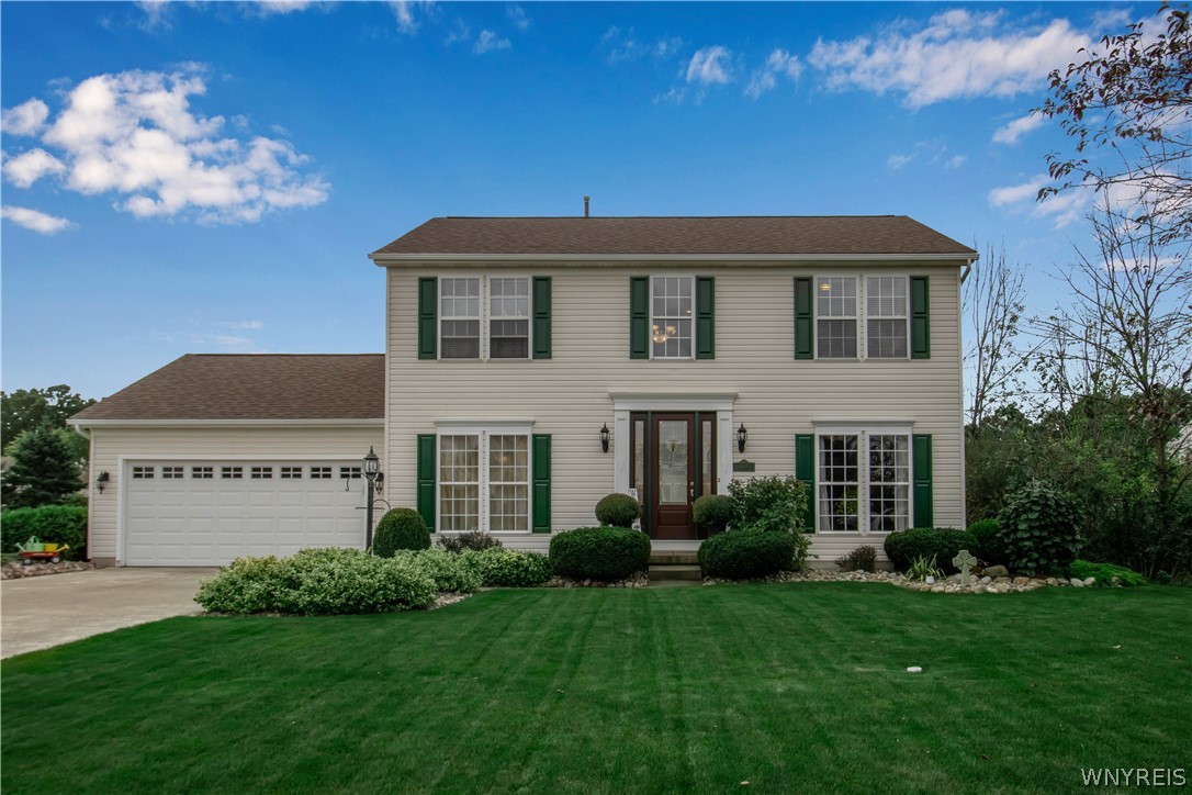 photo 0: 6345 Heritage Point North, Lockport Town NY 14094