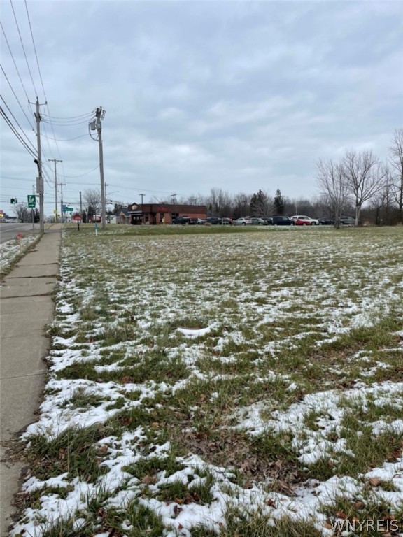 photo jk26PQk423m5: 8673 Erie Road, Evans NY 14006