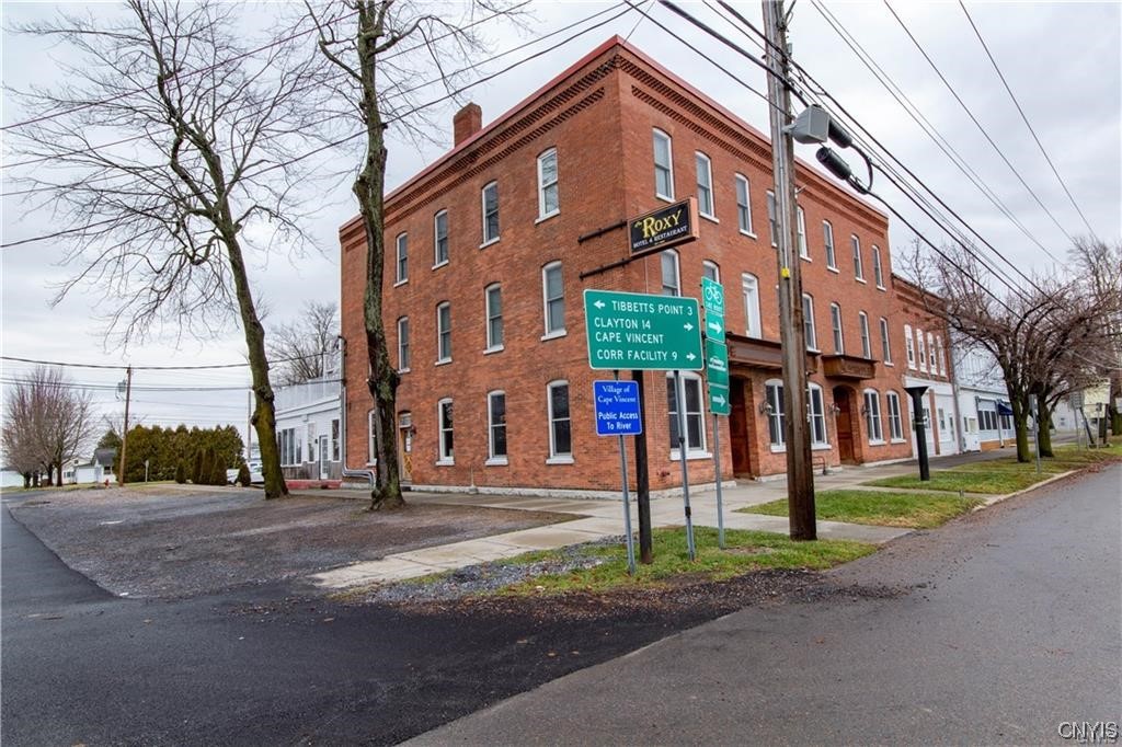 photo undefined: 111 East Broadway Street, Cape Vincent NY 13618