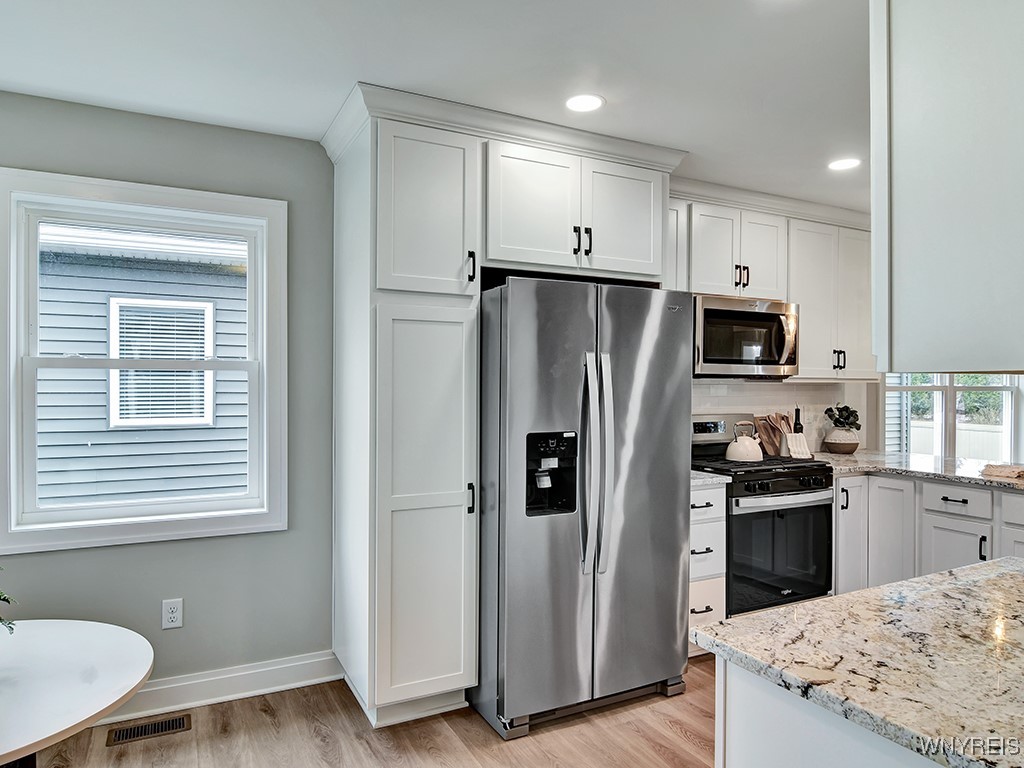 photo 3 : 108 Birch Creek, Alden NY 14004