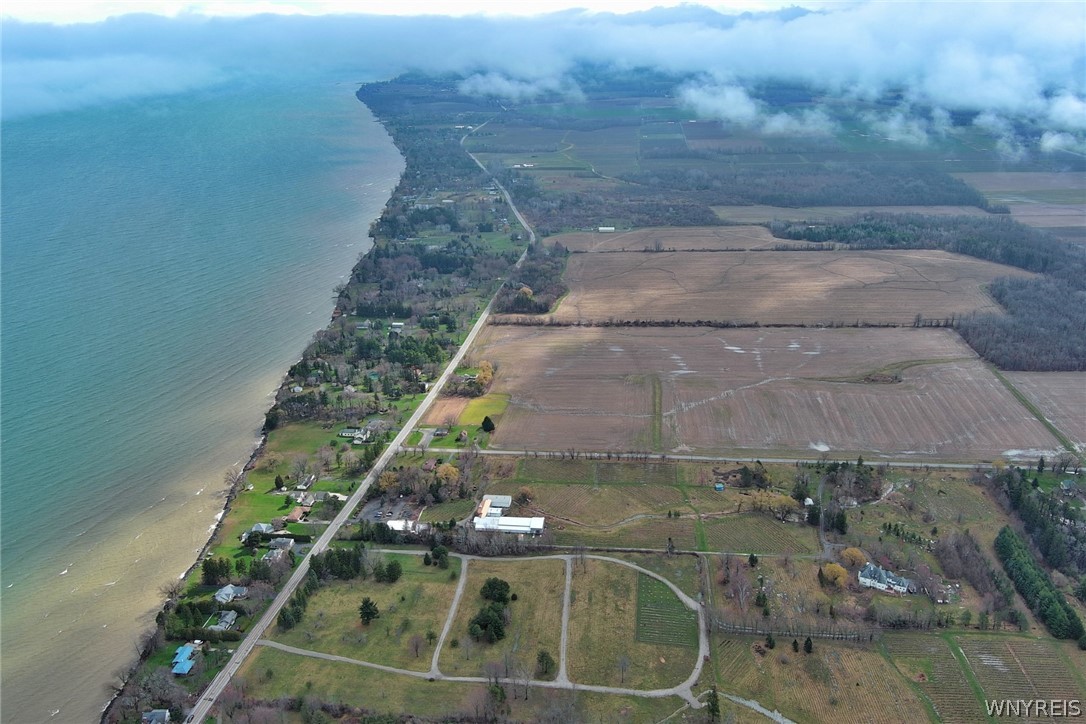 photo 1 : 4286 East Lake Road, Wilson NY 14172