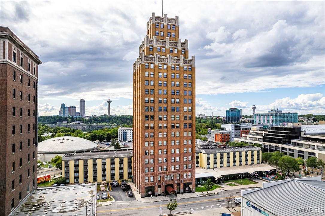 photo EB4odAnw: 222 First Street 802, Niagara Falls NY 14303