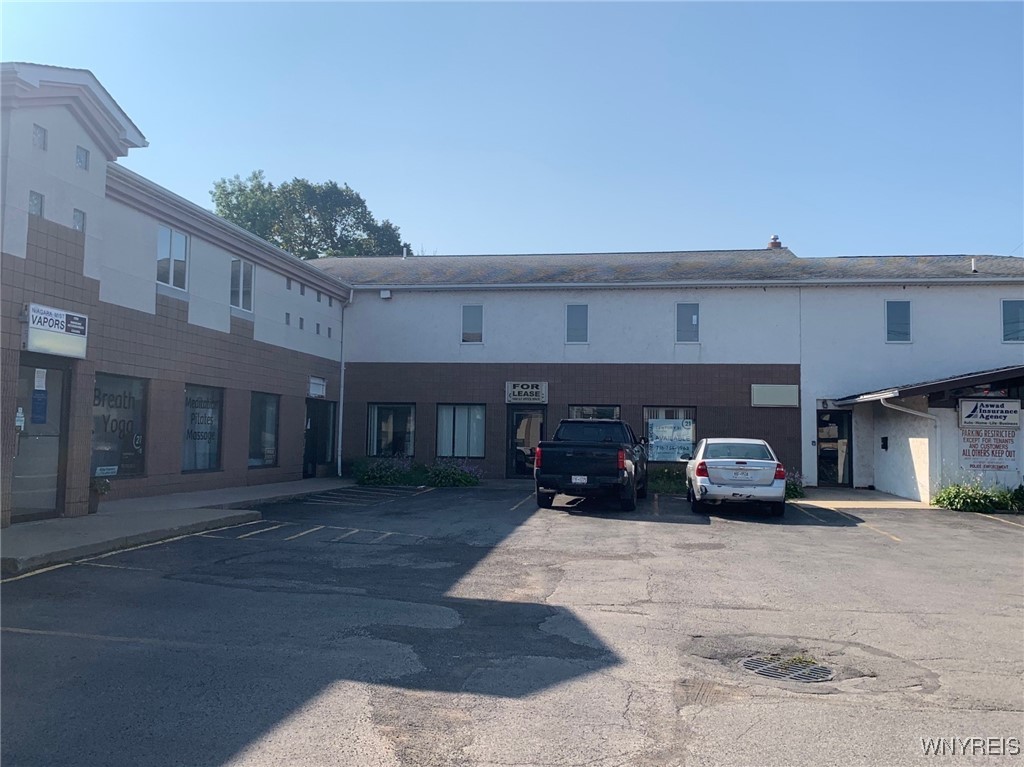 photo undefined: 7703 Niagara Falls Boulevard, Niagara Falls NY 14304