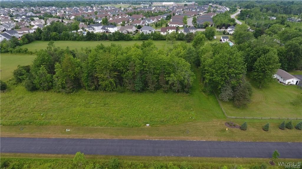 photo undefined: 453 Pleasant View Drive, Lancaster NY 14086