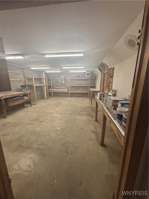 photo 3 : 2320 George Urban Boulevard, Cheektowaga NY 14043