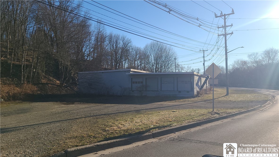 photo undefined: 808 Allen Street, Jamestown NY 14701