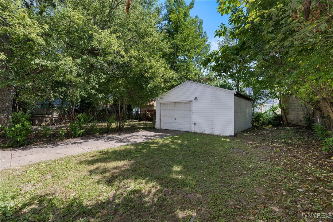 photo 9T8TZO14nqeoYE2WsfgRZuqaaZt: 55 Bickford Avenue, Buffalo NY 14215