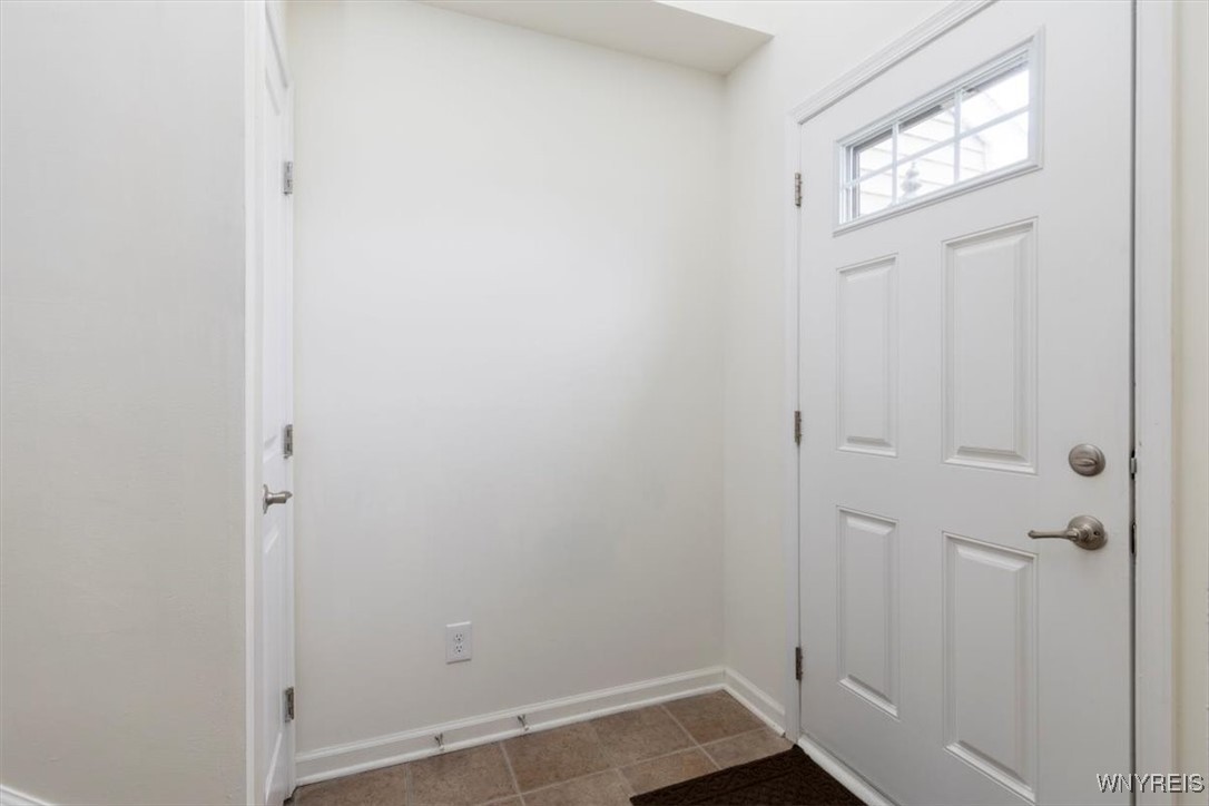 photo undefined: 694 Pleasant View Dr, Lancaster NY 14086