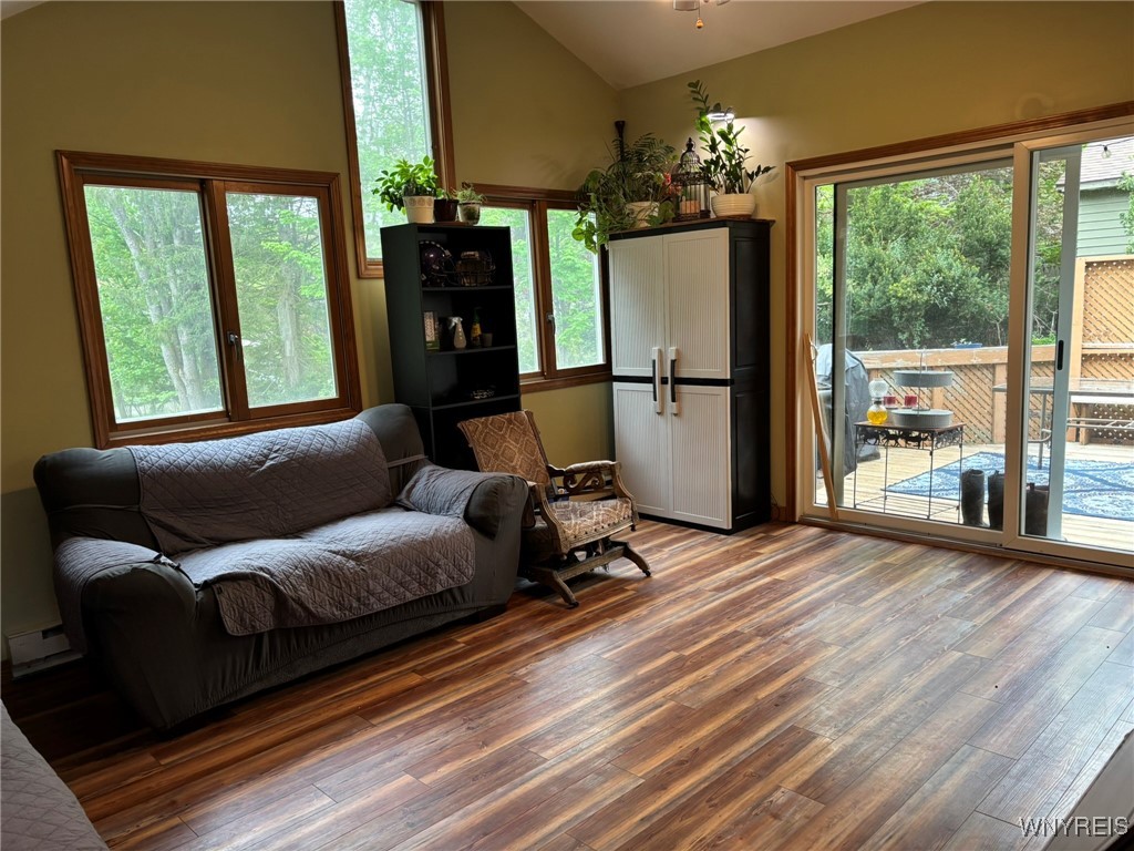 photo 4 : 158 E Main Street, Concord NY 14141