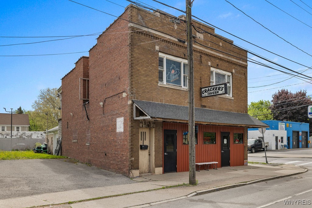 photo 0: 301 Hyde Park Boulevard, Niagara Falls NY 14303