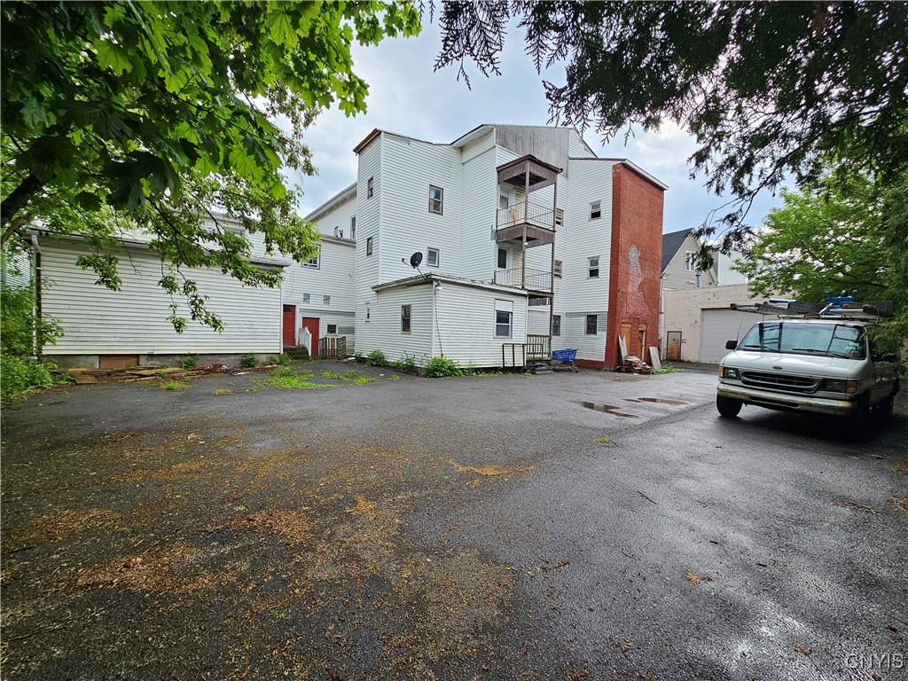 photo undefined: 1017 Bleecker Street, Utica NY 13501