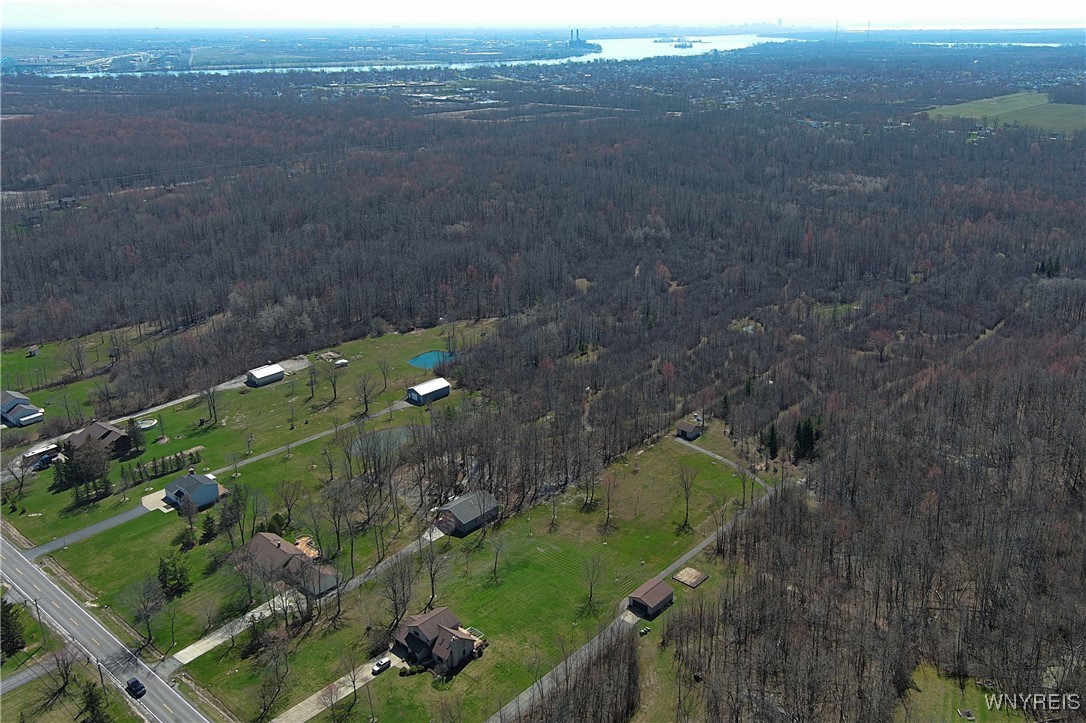 photo 2 : 2275 Staley Road, Grand Island NY 14072
