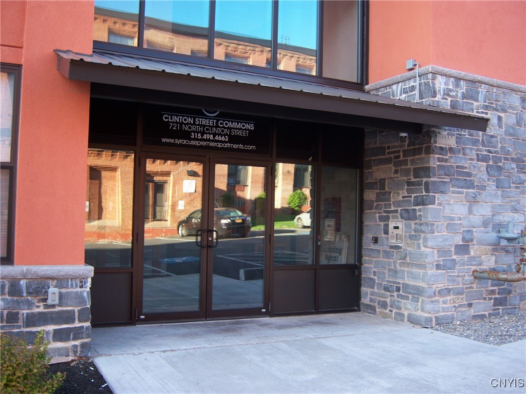 photo 1 : 721 N Clinton & Spencer Street 105, Syracuse NY 13204