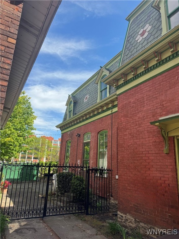 photo 4 : 15 Saint Louis Place, Buffalo NY 14202