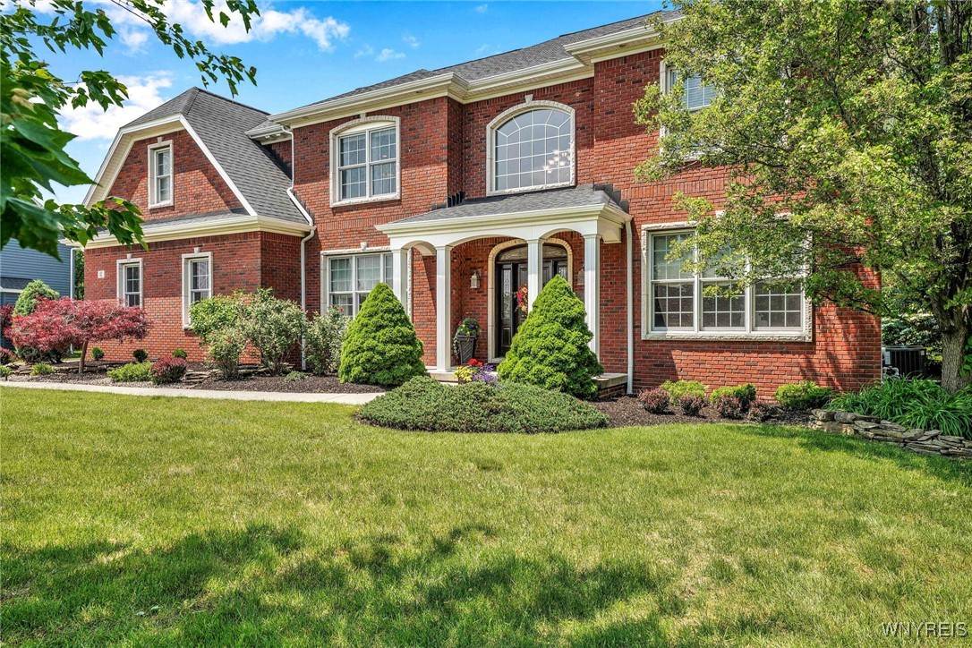 photo lFbSxTL6WxaKbizJ8S6ThKAP8y-XZVfzqhfPsbShNI: 81 Hidden Oaks Ct, Grand Island NY 14072