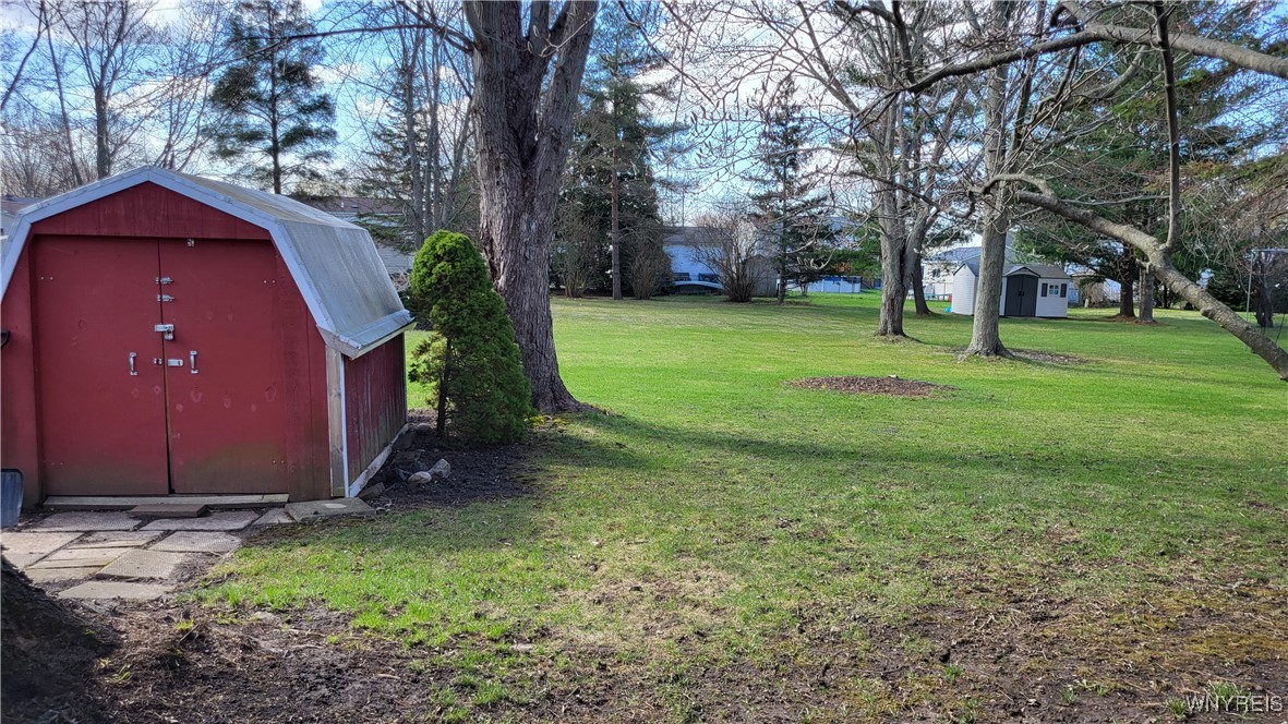 photo 4 : 6856 East High Street, Lockport Town NY 14094