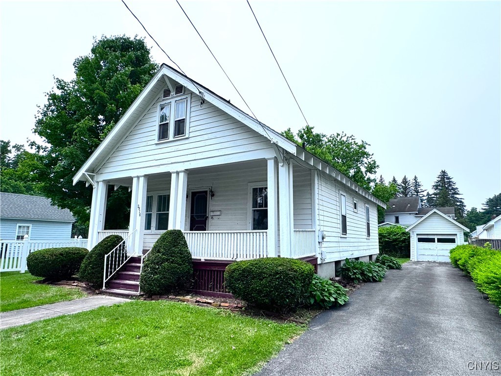 photo undefined: 2816 Ferndale Place, Utica NY 13501