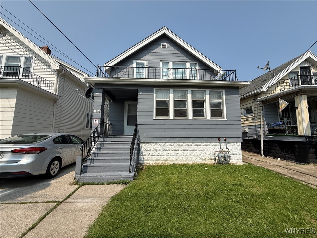 photo mvzmKPylbH-tN4JChsA: 216 Newburgh Avenue, Buffalo NY 14215