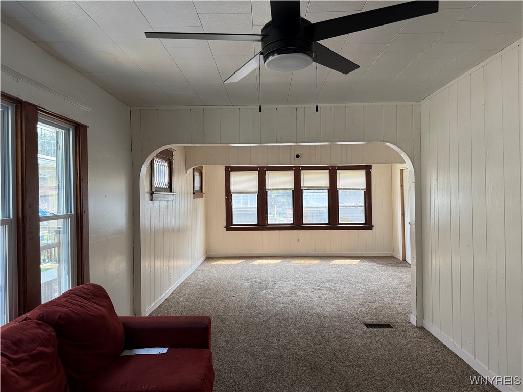 photo 4 : 216 Newburgh Avenue, Buffalo NY 14215