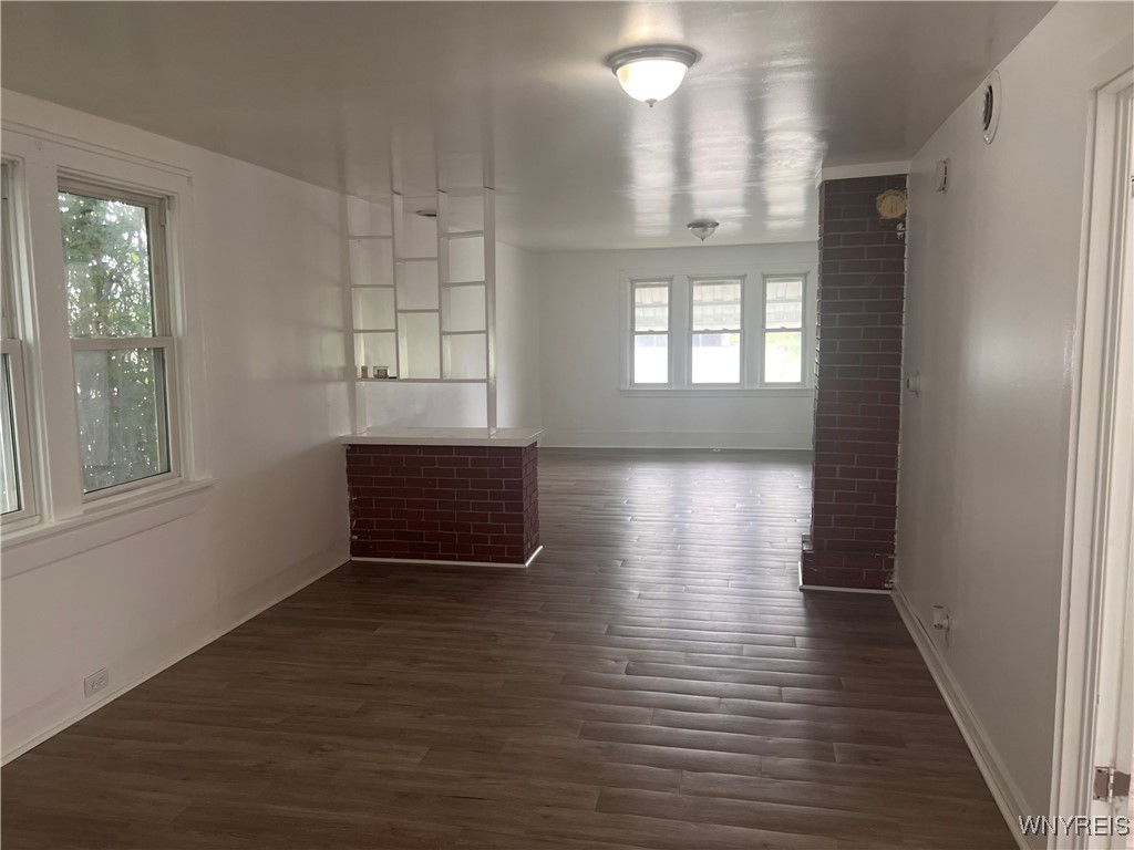 photo 1 : 749 South Ogden Street Lower, Buffalo NY 14206