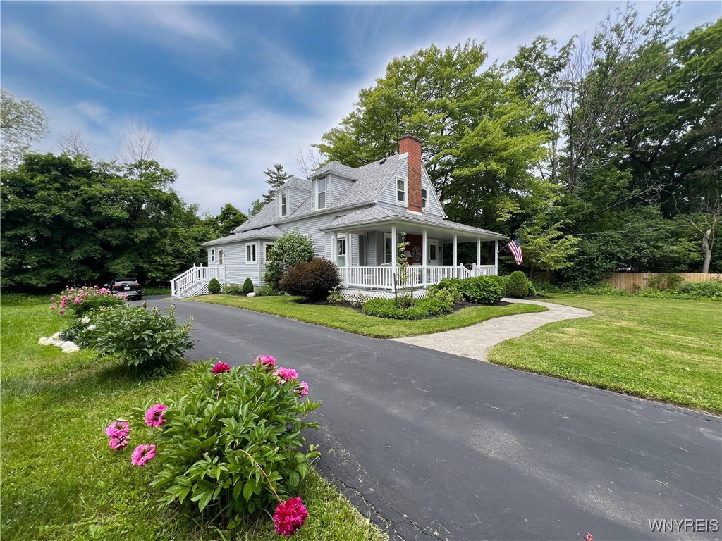 photo KMhaWHXmws--KTDORfYVK0: 5344 Eastwood Avenue, Hamburg NY 14075