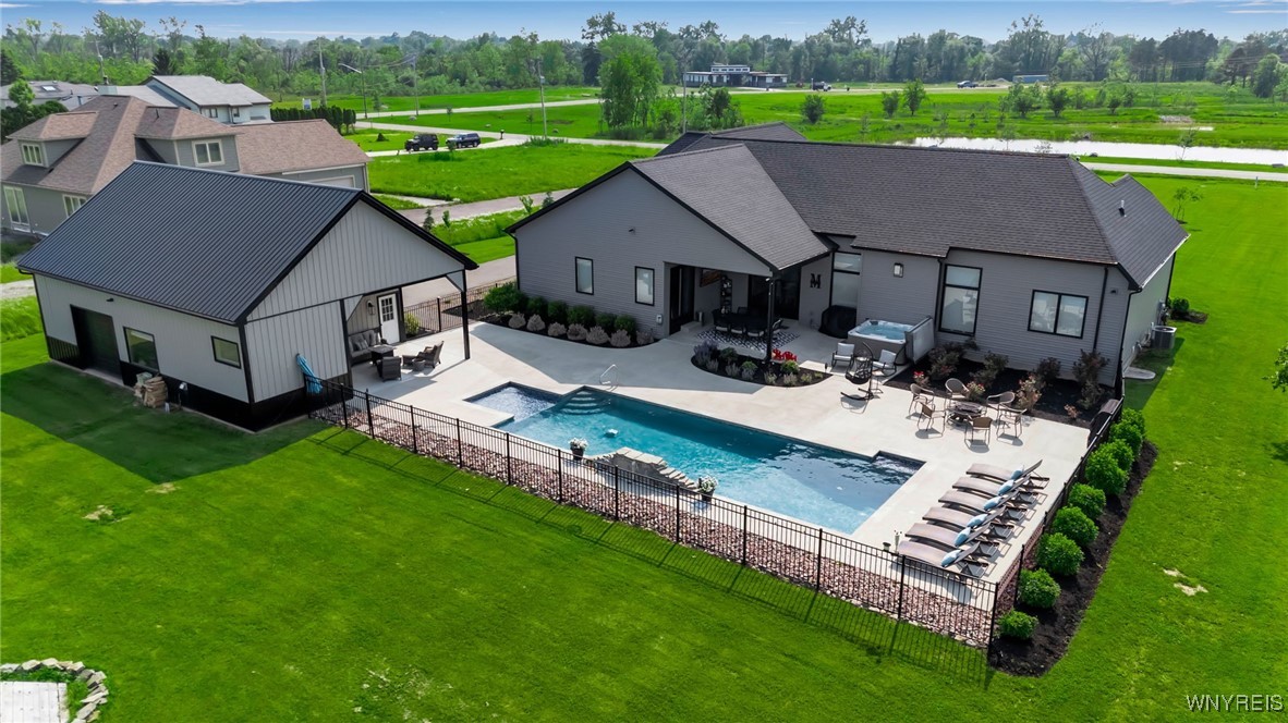 photo undefined: 5815 Newhouse Road, Clarence NY 14051